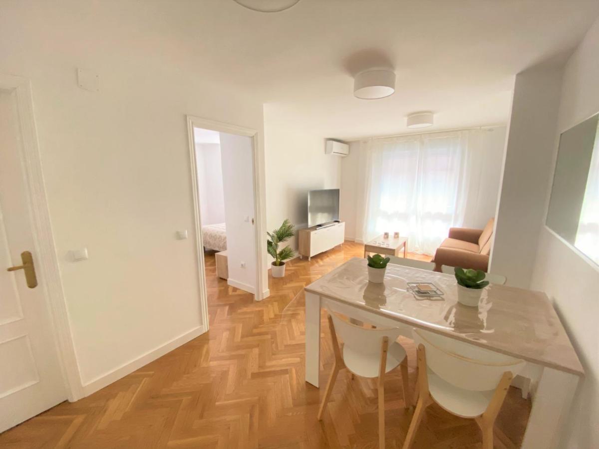 Apartamento Las Rozas Centro Con Parking Incluido Екстер'єр фото