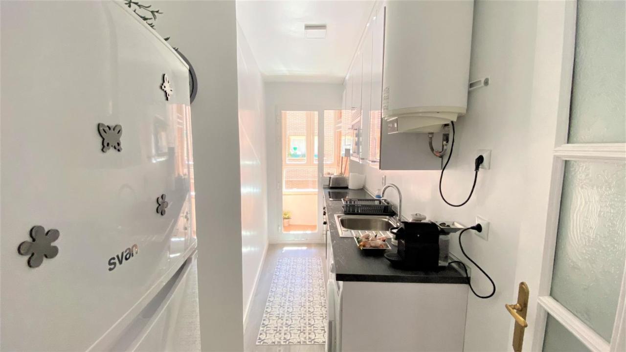 Apartamento Las Rozas Centro Con Parking Incluido Екстер'єр фото