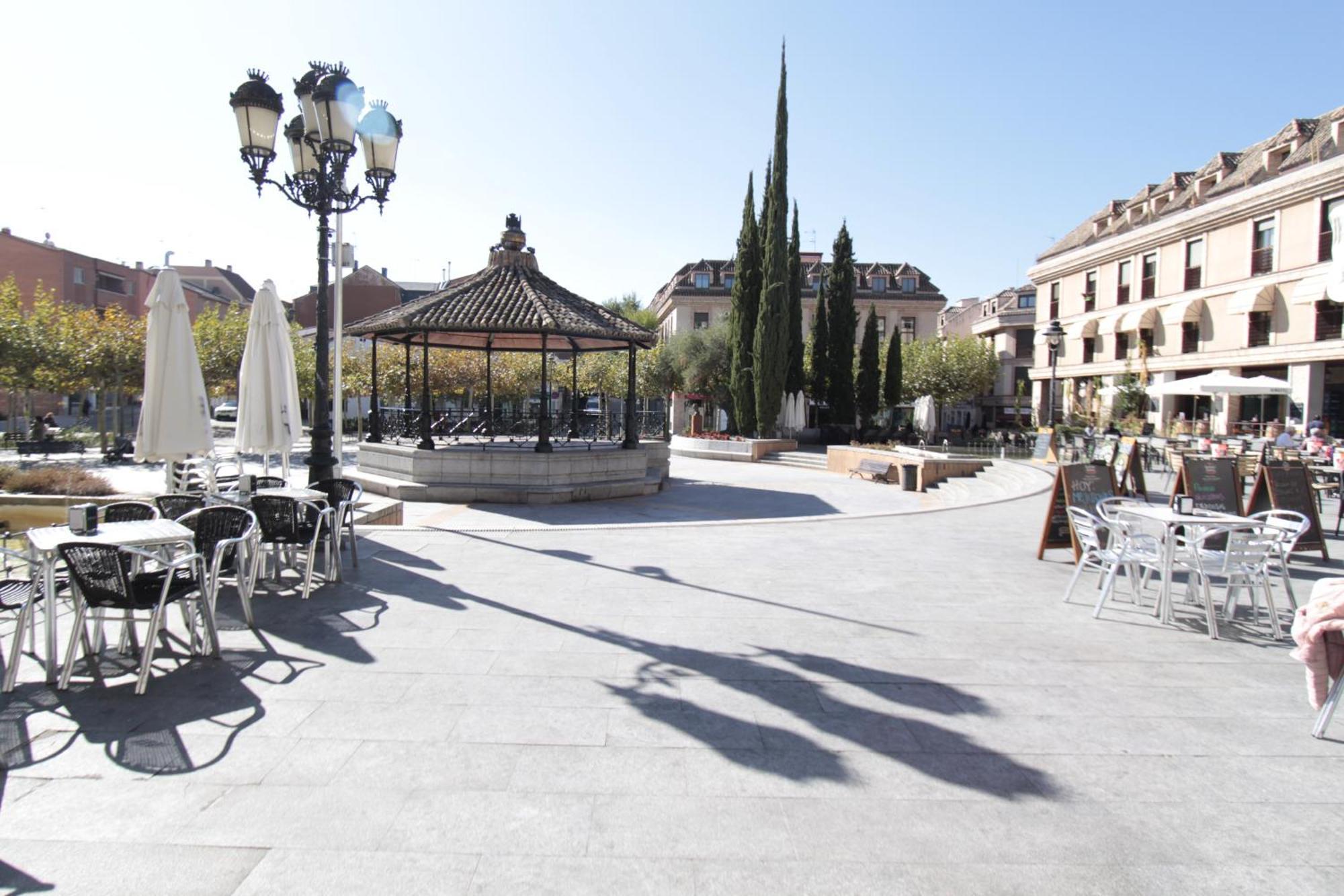 Apartamento Las Rozas Centro Con Parking Incluido Екстер'єр фото